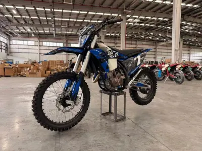 300cc Four-Stroke Water-Cooled 29HP Professional Off-Road Motorcycle — Media 5