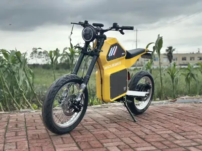 Off-Road E-MTB: 72V 70Ah Removable Battery, 200km+ Range, 10kW Peak Power — Media 3
