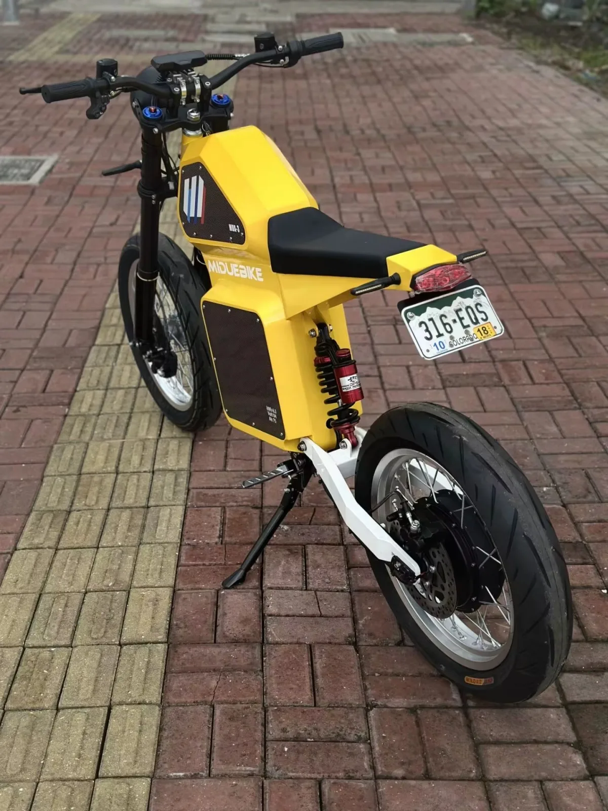 Off-Road E-MTB: 72V 70Ah Removable Battery, 200km+ Range, 10kW Peak Power — Media 6