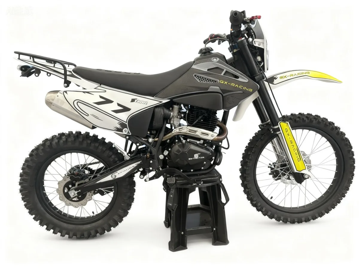 300cc Four-Stroke Air-Cooled SOHC Off-Road Dirt Bike — Media 4