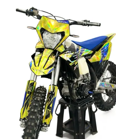 450cc Water-Cooled Off-Road Motorcycle, 43.5 HP, Dual Adjustable — Media 3