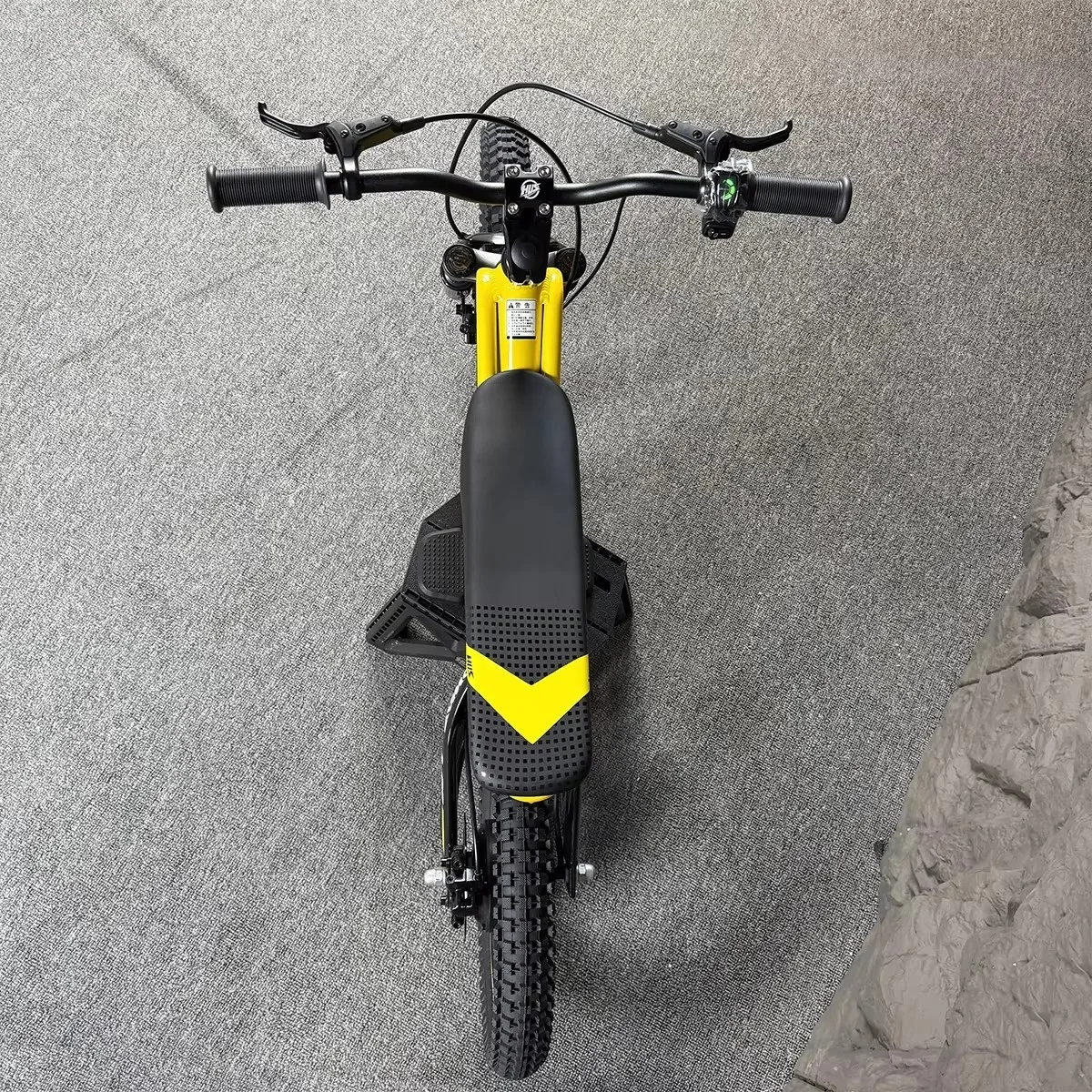 Kids Electric Off-Road Bike, 650W Brushless, 36V Lithium, Hydraulic Brakes, 25km Range — Media 3